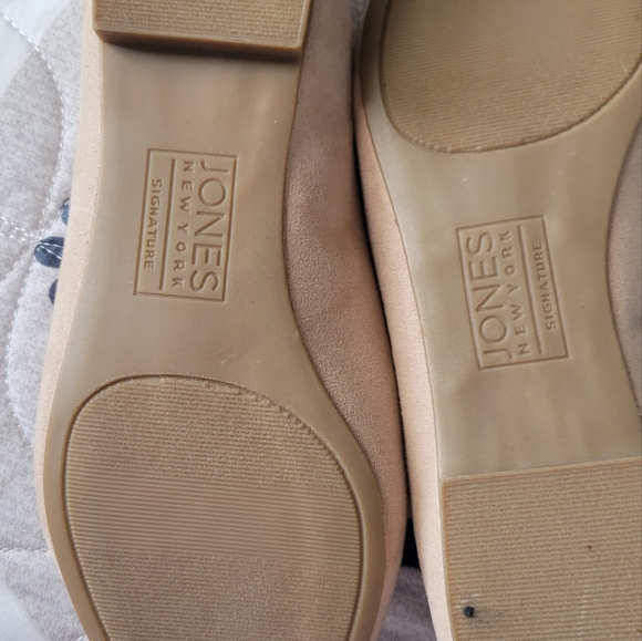 Women's tan flats - Picture 4 of 4
